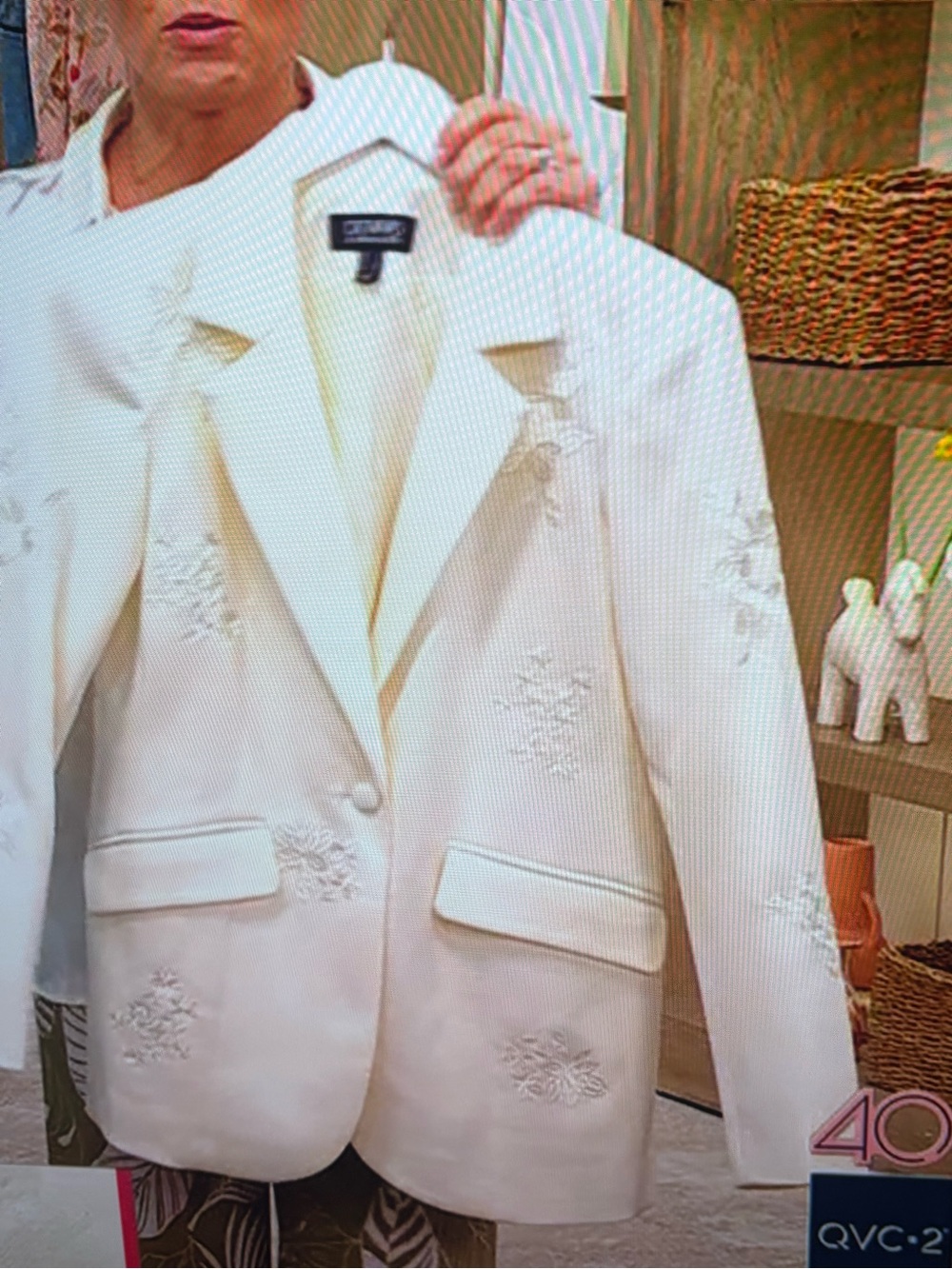 Dennis Basso regular luxe crepe blazer with embroidery